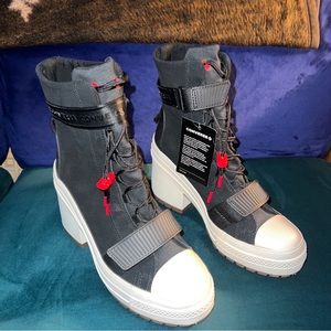 Converse Chuck Taylor All Star Extra High GR82 Women’s Size 8.5